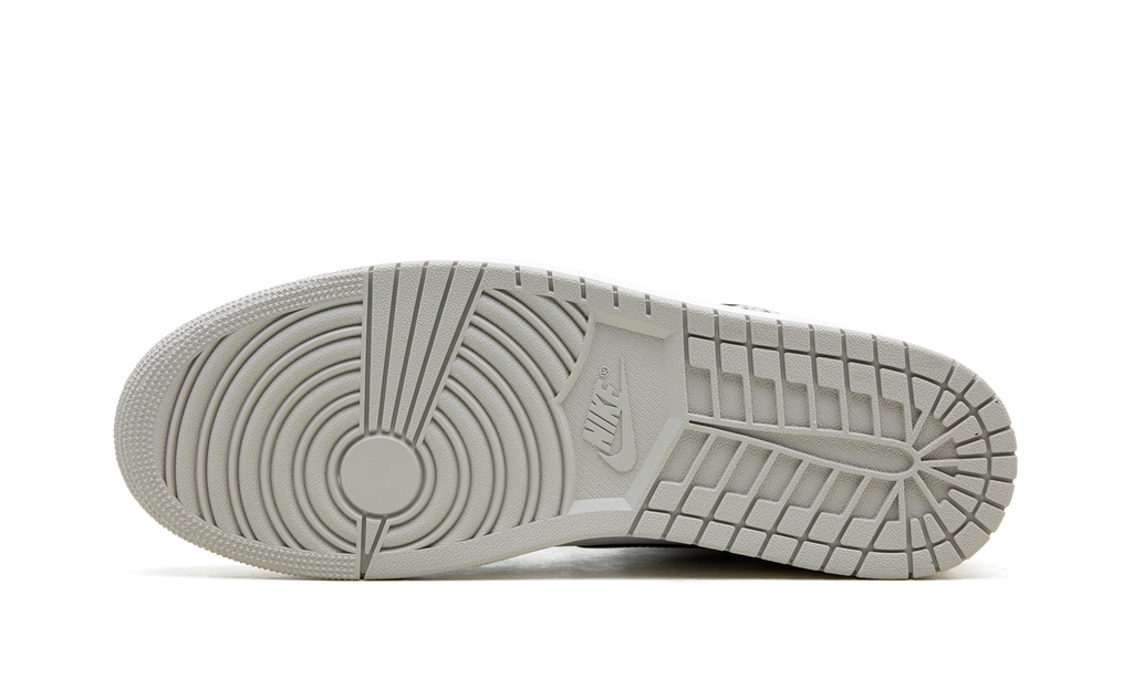 Air Jordan 1 High OG "White Cement" DZ5485 052