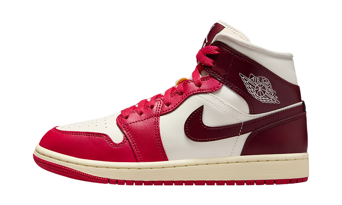 Air Jordan 1 Mid WMNS "Red/White" BQ6472 119