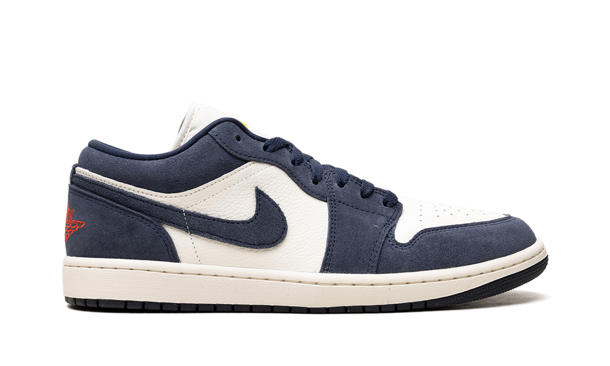 Jordan 1 Low SE "Obsidian Suede" IO7448 400
