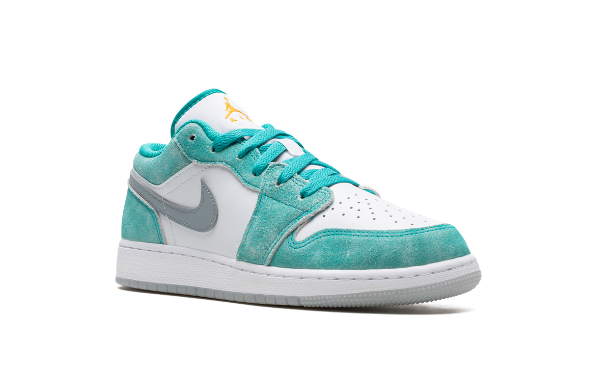 AIR JORDAN 1 LOW GS "NEW EMERALD" DO8244 301