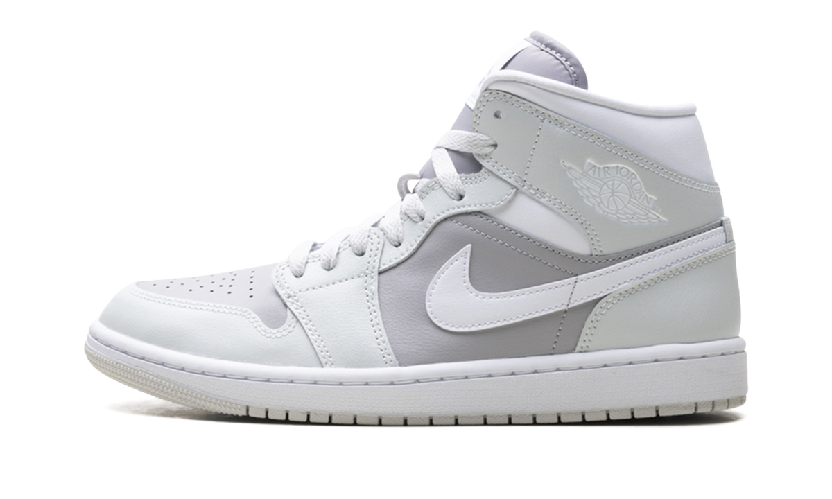 Air Jordan 1 Mid WMNS "Photon Dust Atmosphere Grey" BQ6472 008