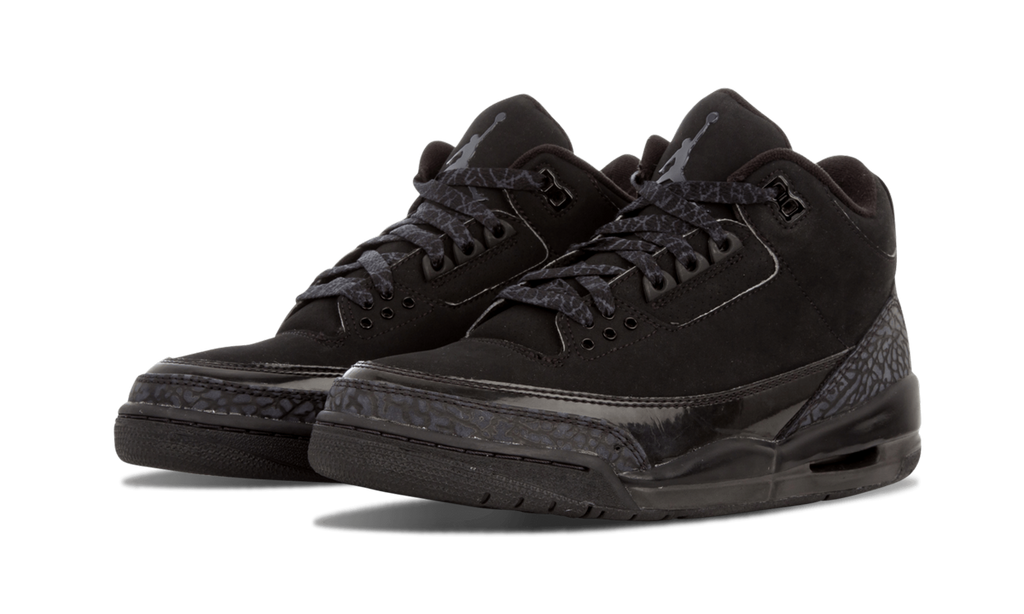 Air Jordan 3 Retro "Black Cat" 136064 002