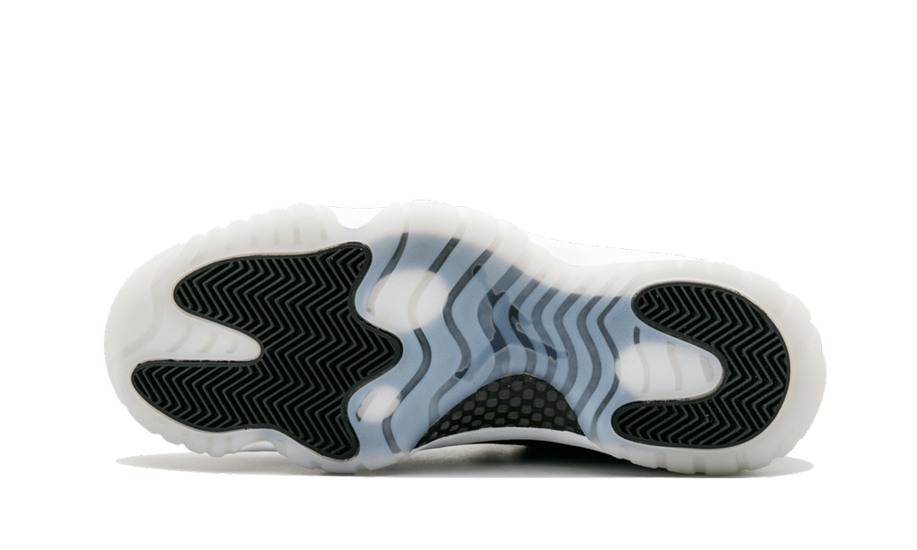 Air Jordan 11 Retro Low "Barons" 528895 010
