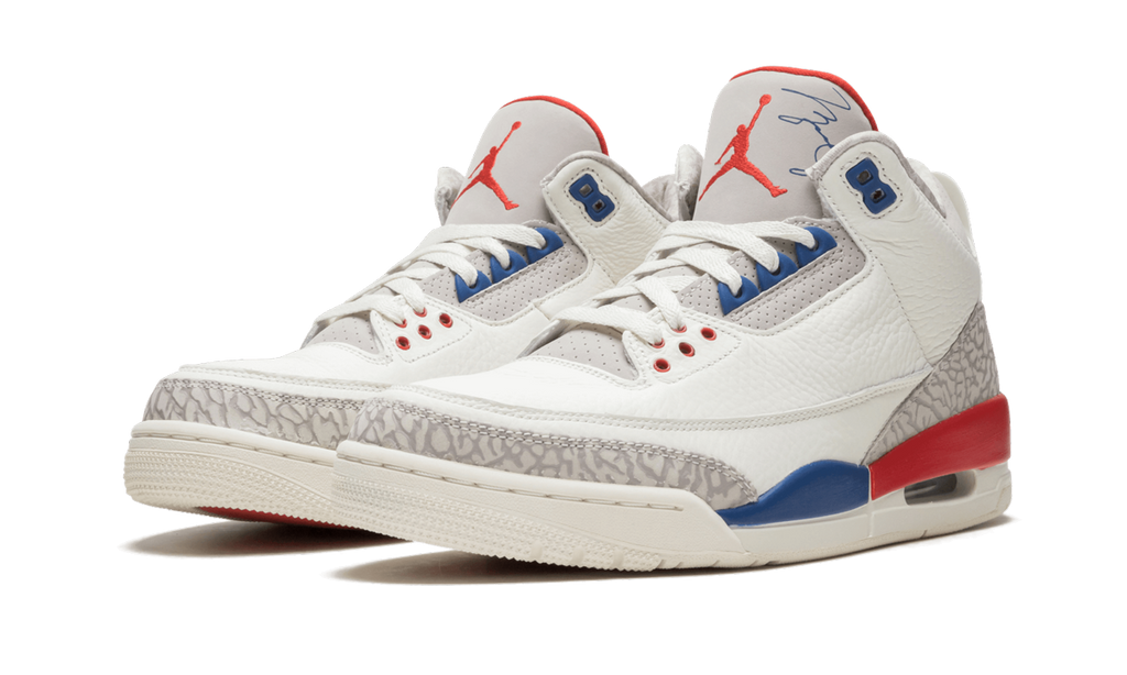 Air Jordan 3 Retro "International Flight" 136064 140