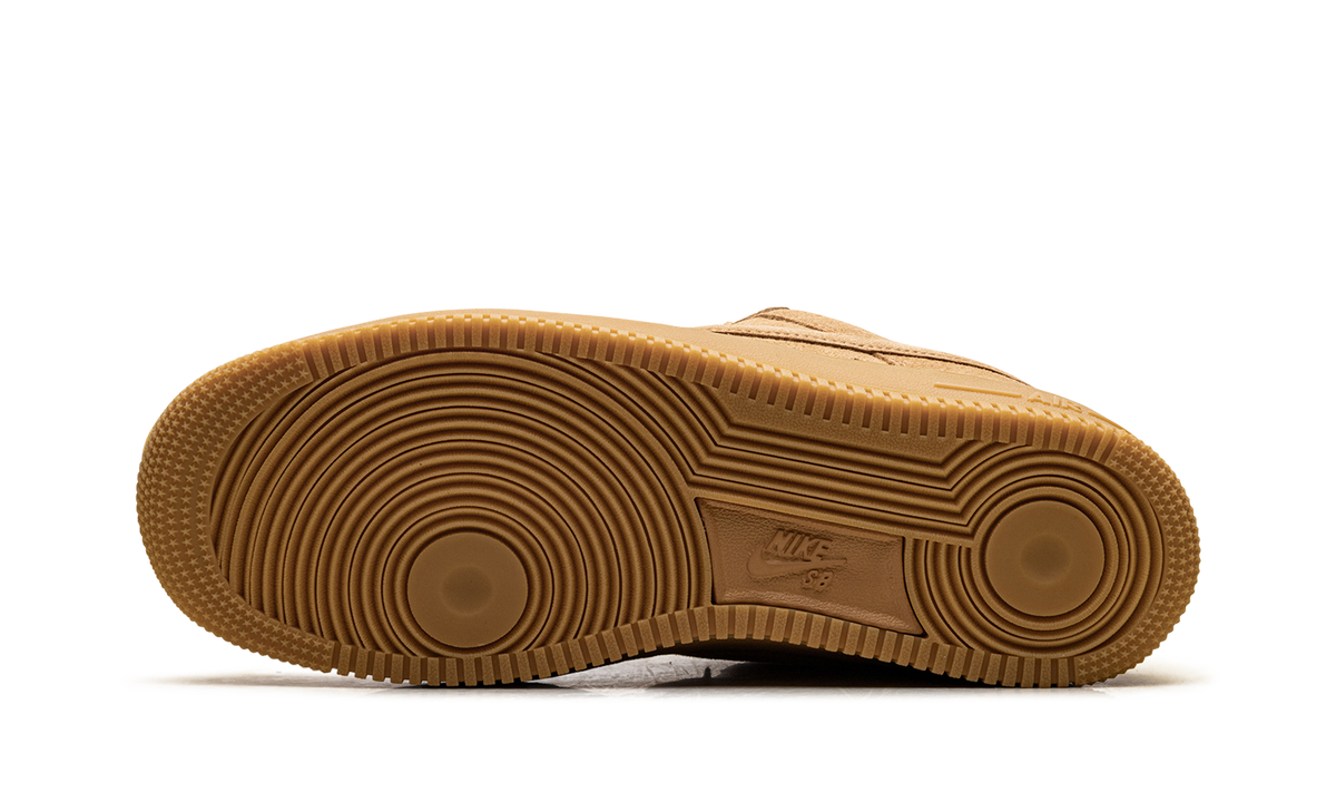 Air Force 1 SB "Flax / Black" HM8517 200