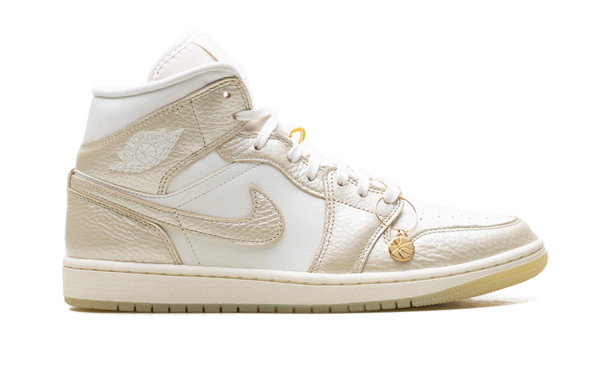 Air Jordan 1 Mid SE Wmns "Metallic Team Gold" HV5159 100