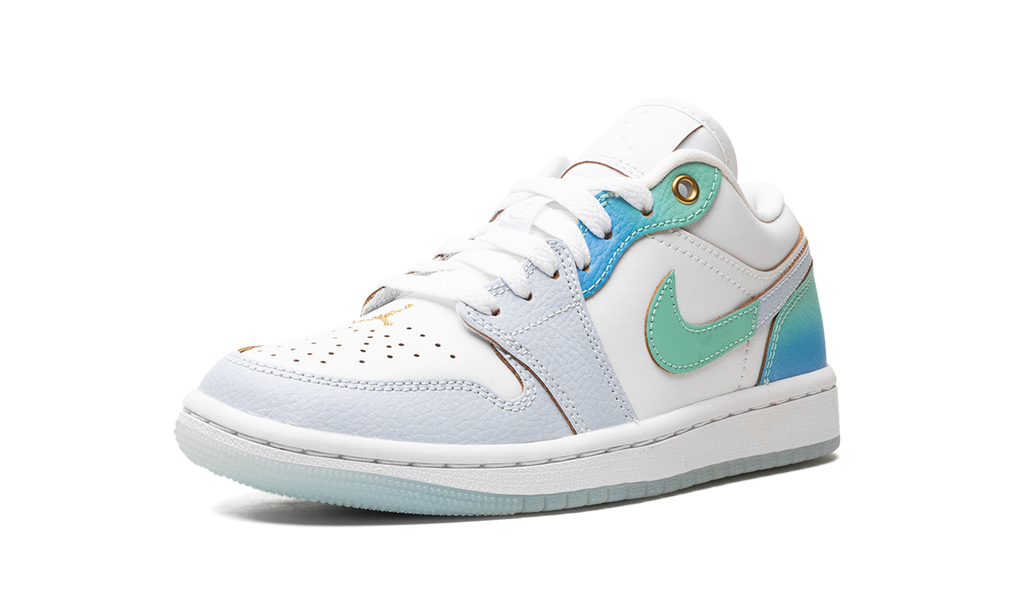 Air Jordan 1 Low WMNS "Emerald Rise" FN8899 131