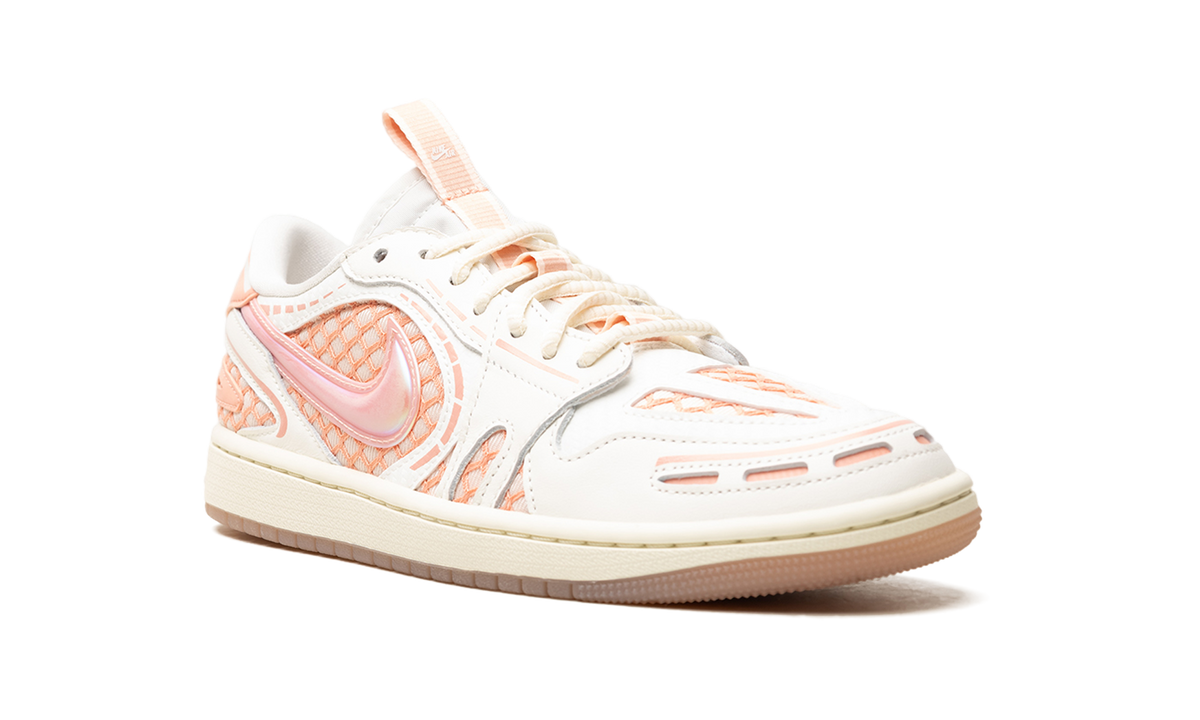 Air Jordan 1 Low Method of Make V3 WMNS "Sail / Washed Coral" HQ2186 180