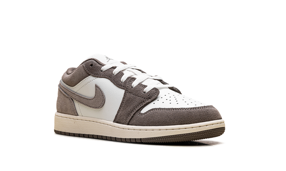 Jordan 1 Low GS "Olive Grey Enigma Stone" 553560 026