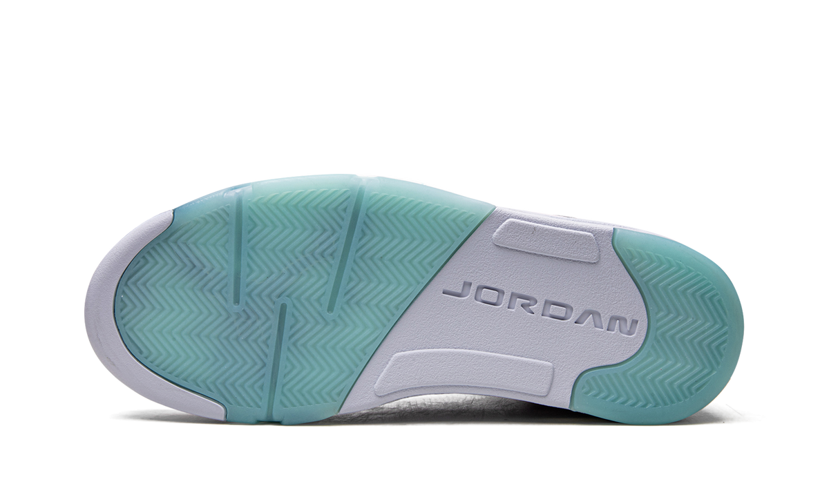 Air Jordan 5 Retro "Regal Pink" DV0562 600