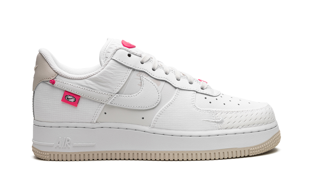AIR FORCE 1 '07 LX MNS WMNS "Pink Bling" DX6061 111