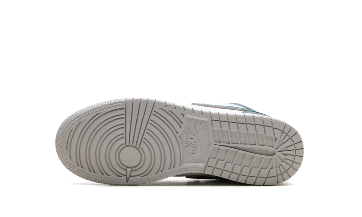 Jordan 1 Low SE GS "Oxidized Green" FQ8041 300