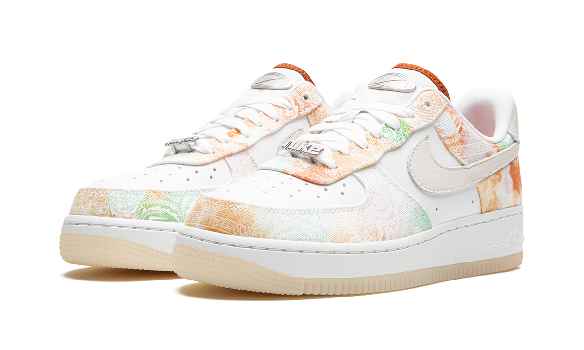 AIR FORCE 1 LO WMNS "Pastel Paisley" FJ7739 101