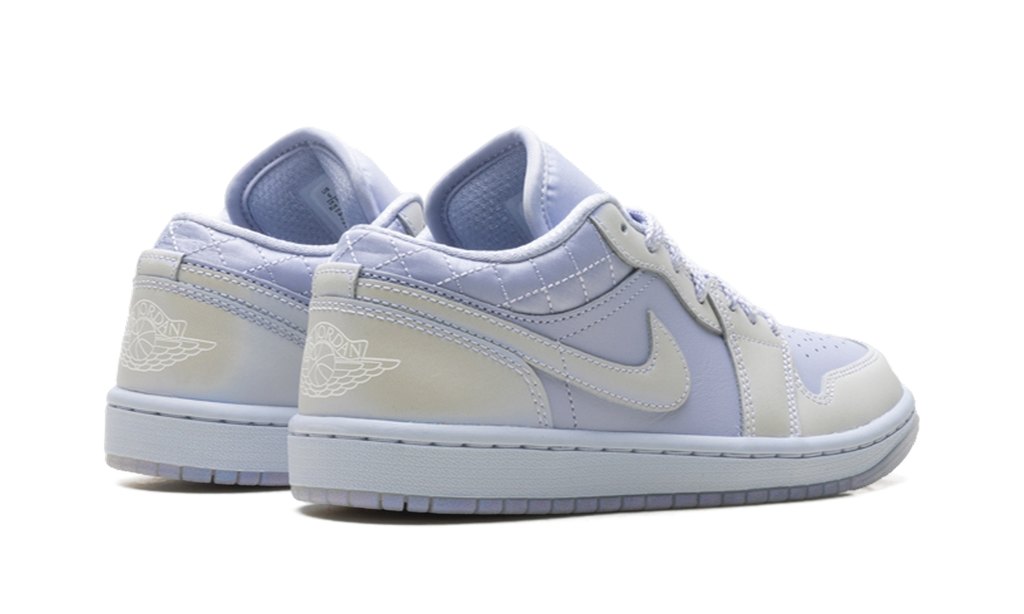 Air Jordan 1 Low SE Wmns "Ghost Pearlized Quilt" IM5129 010