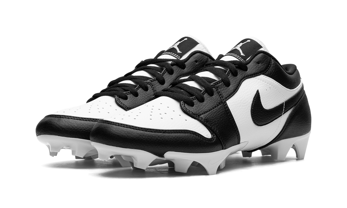Jordan 1 Low TD Cleat "Panda" FJ6245 100