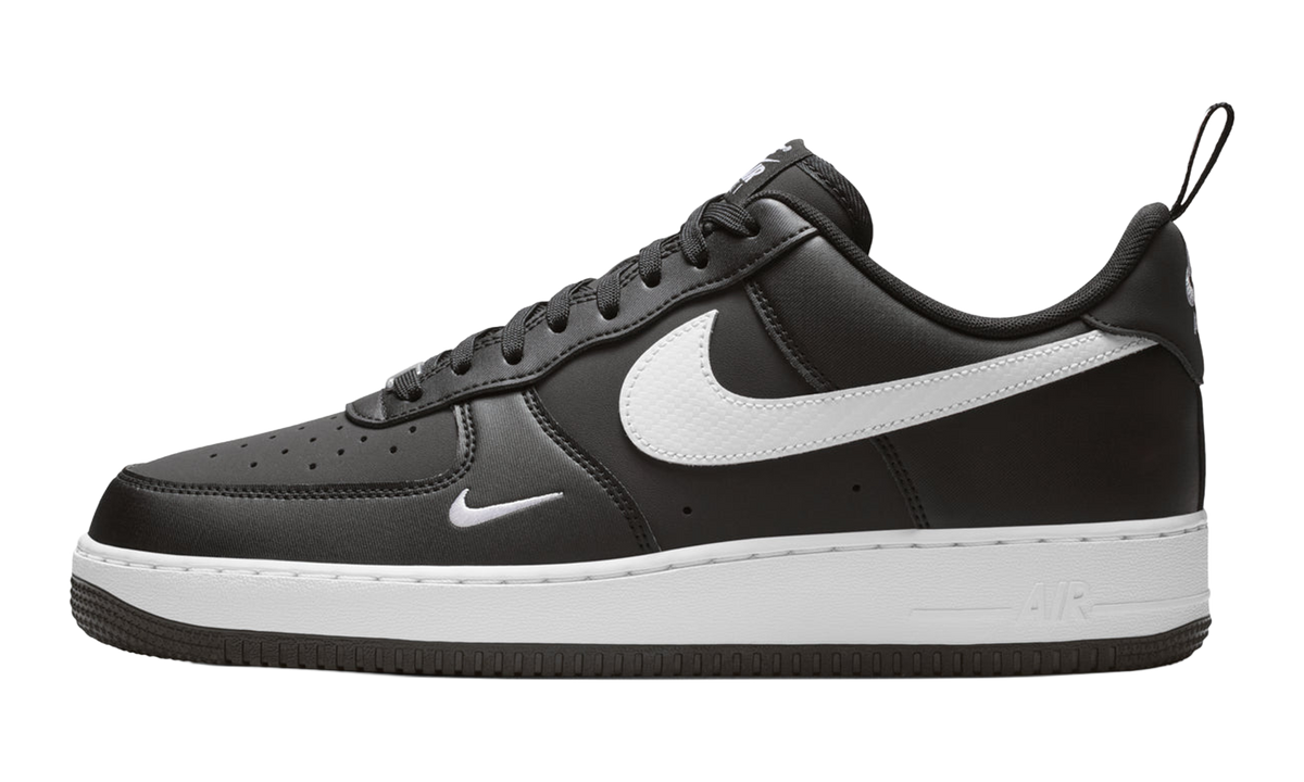 Air Force 1 Low '07 LV8 "Carbon Fiber Swoosh - Black / White" IR5599 001