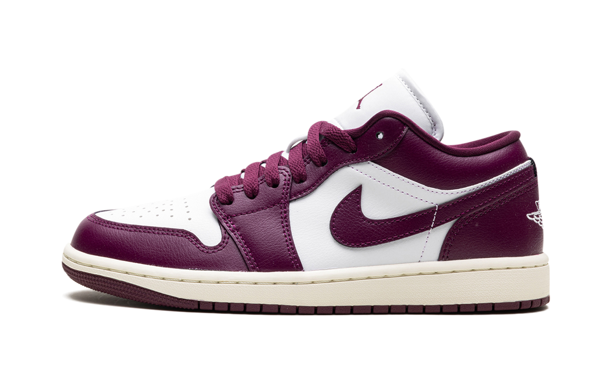 Jordan 1 Low WMNS "Bordeaux" DC0774 161