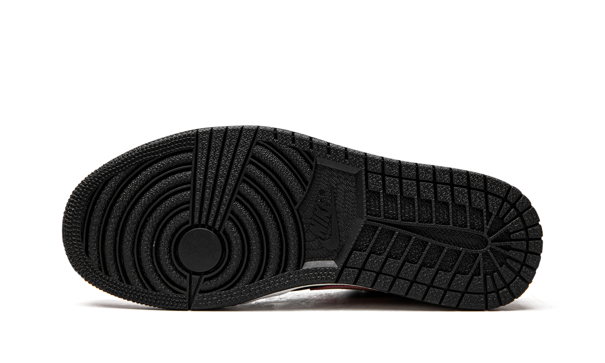Air Jordan 1 Low "Black Grey Coral" 553558 062