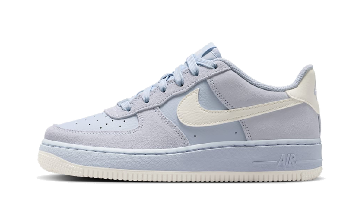 Air Force 1 Low LV8 2 GS "Ghost Sail" HV4760 002