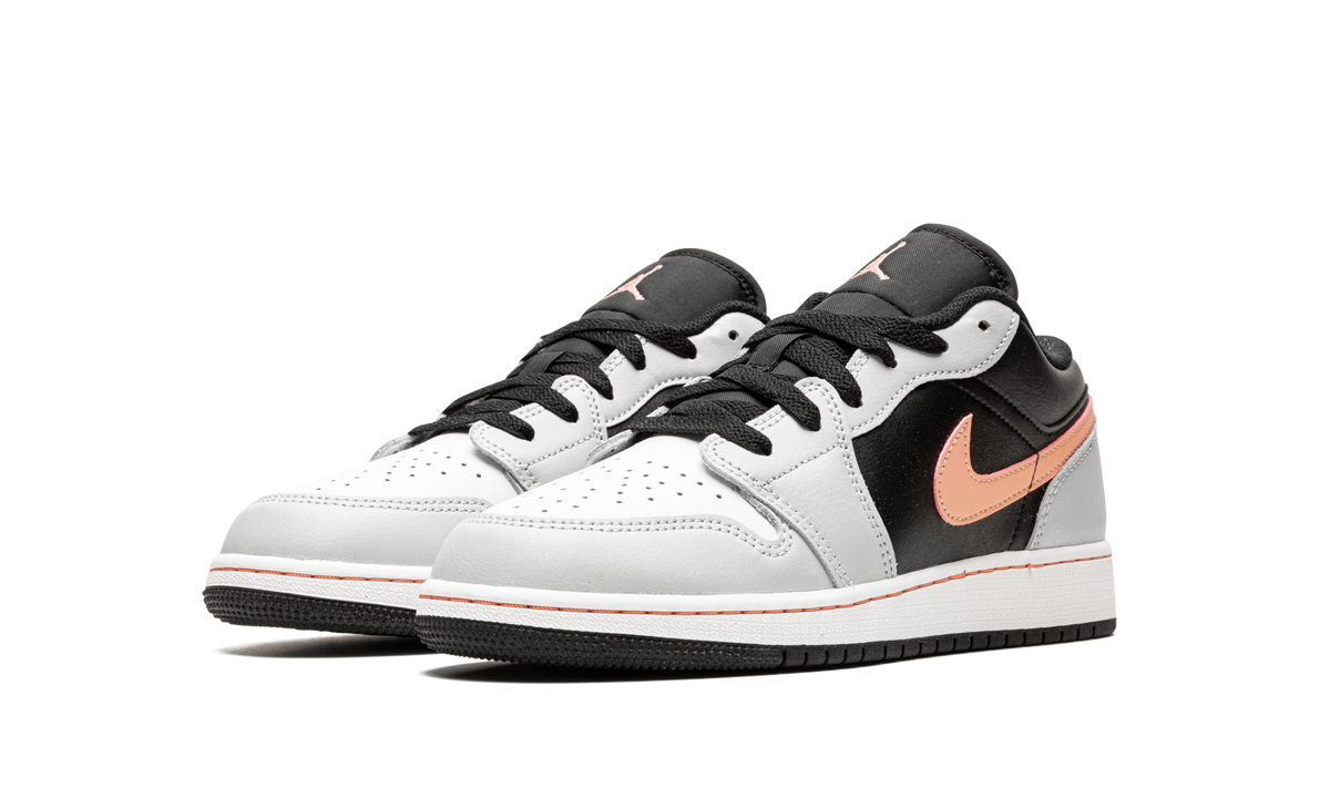 Jordan 1 Low GS "Black Grey Pink" 553560 062