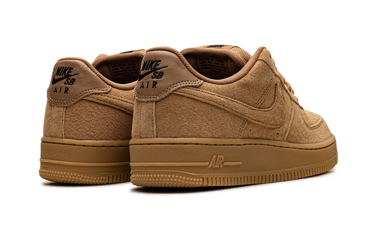 Air Force 1 SB "Flax / Black" HM8517 200