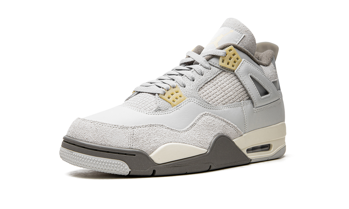 Jordan 4 Retro SE "Craft Photon Dust" DV3742 021
