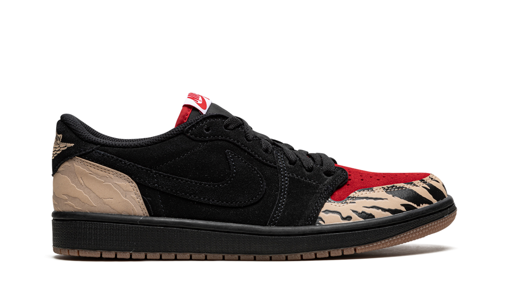 Air Jordan 1 Low SP "SoleFly - Carnivore" DN3400 001